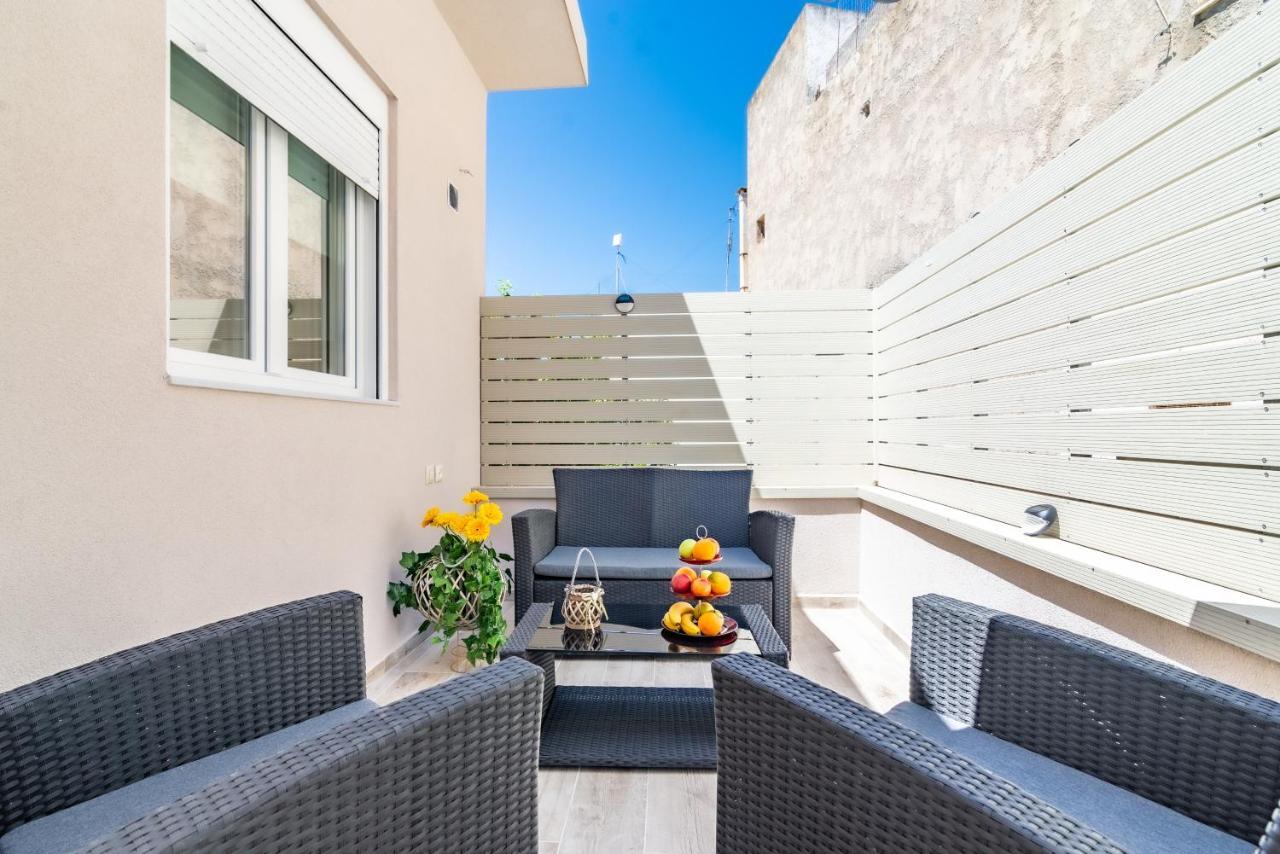 Apartment Sophia's Comfortable With A Private Backyard *