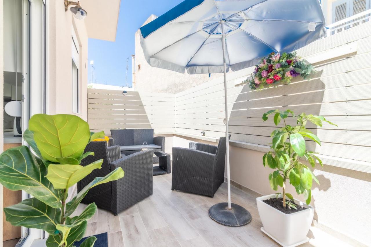 Sophia's Comfortable With A Private Backyard Apartment *