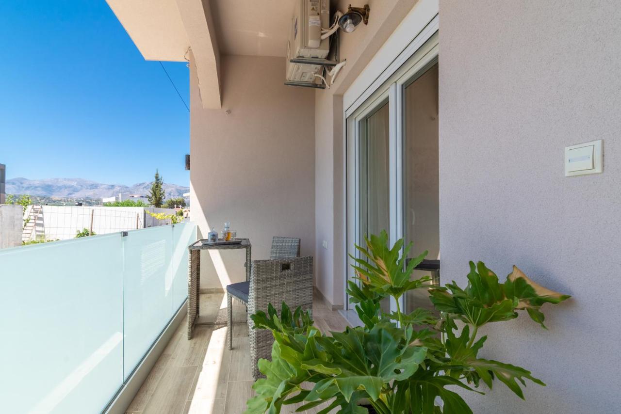 Apartment Sophia's Comfortable With A Private Backyard Gazi